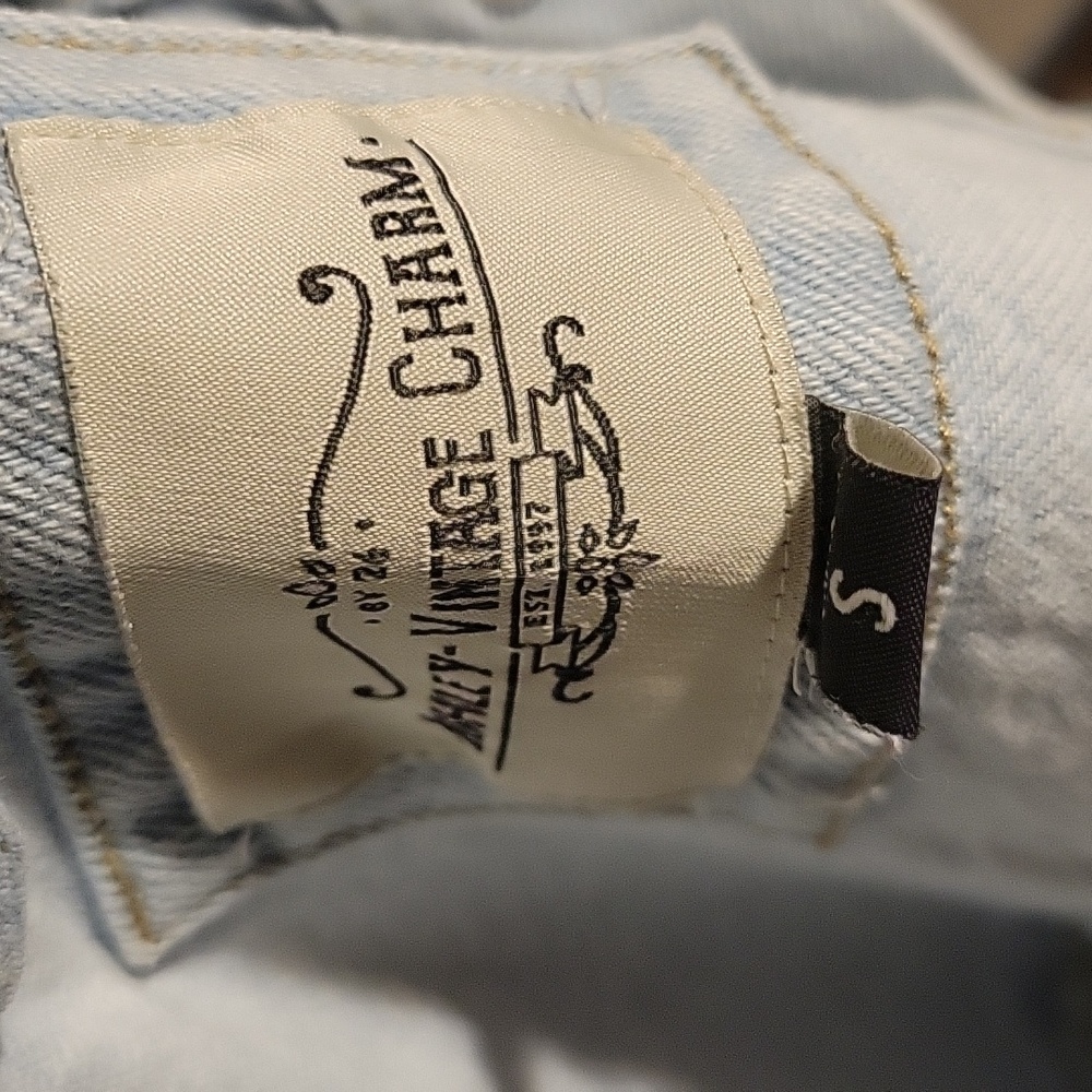 Ashley Vintage Charm Denim Jean Jacket Blue Small - Picture 4 of 4
